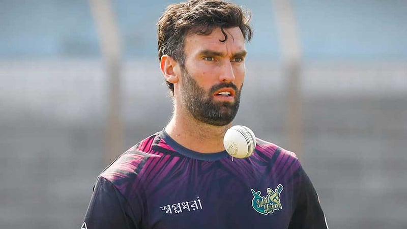 ‘ভাঙাচোরা’ সিলেট স্ট্রাইকার্স এবার হারাল টপলিকে