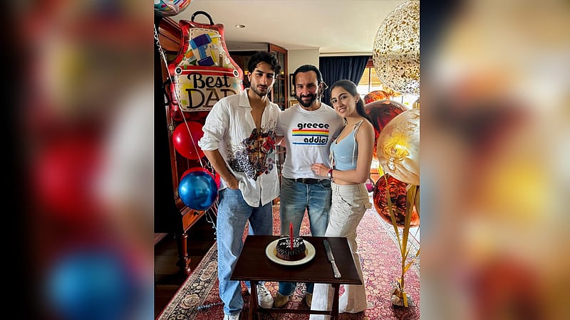 গাড়ি না পেয়ে রক্তাক্ত সাইফকে অটোতে হাসপাতালে নেন ইব্রাহিম