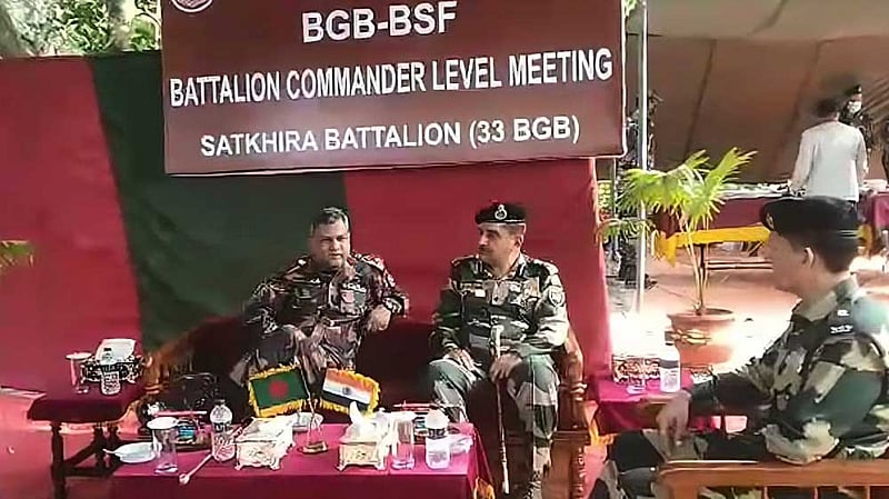 সাতক্ষীরা সীমান্তে জমি চাষে বিএসএফের বাধা, পতাকা বৈঠক