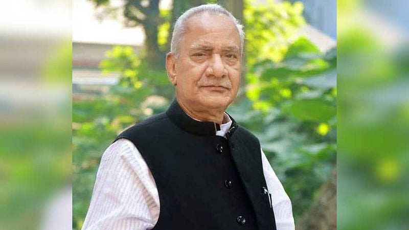 ১৫ পুলিশ হত্যা মামলায় সাবেক মন্ত্রী লতিফ বিশ্বাস কারাগারে