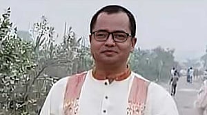 রবীন্দ্র বিশ্ববিদ্যালয়ের প্যাডে শেখ হাসিনার নামে স্লোগান, পরিচালক বরখাস্ত