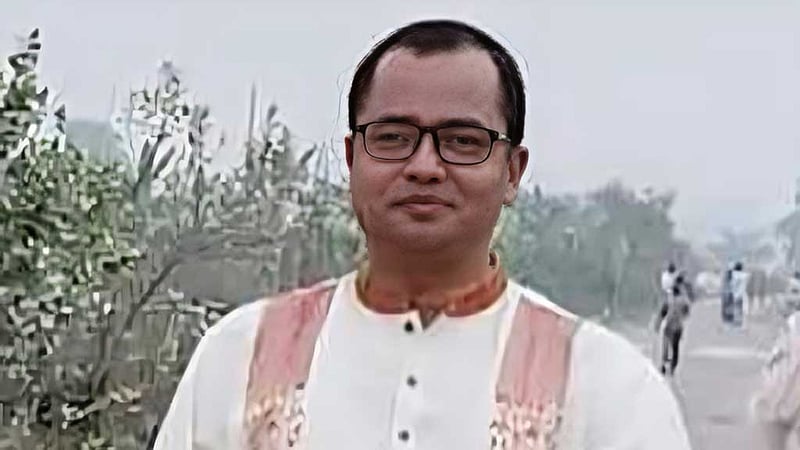 রবীন্দ্র বিশ্ববিদ্যালয়ের প্যাডে শেখ হাসিনার নামে স্লোগান, পরিচালক বরখাস্ত
