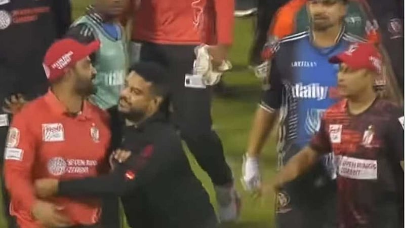 ম্যাচ শেষে হেলসের সঙ্গে কী হয়েছিল তামিমের