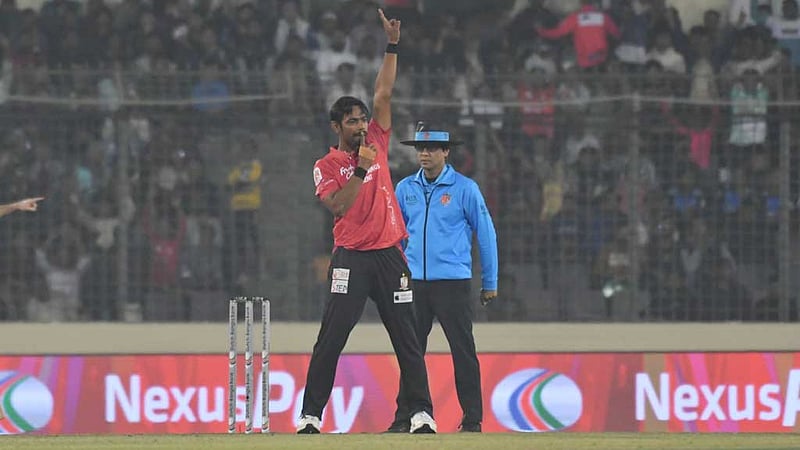 তানভির মনে করিয়ে দিলেন সানির শূন্য রানে ৩ উইকেটের কীর্তি