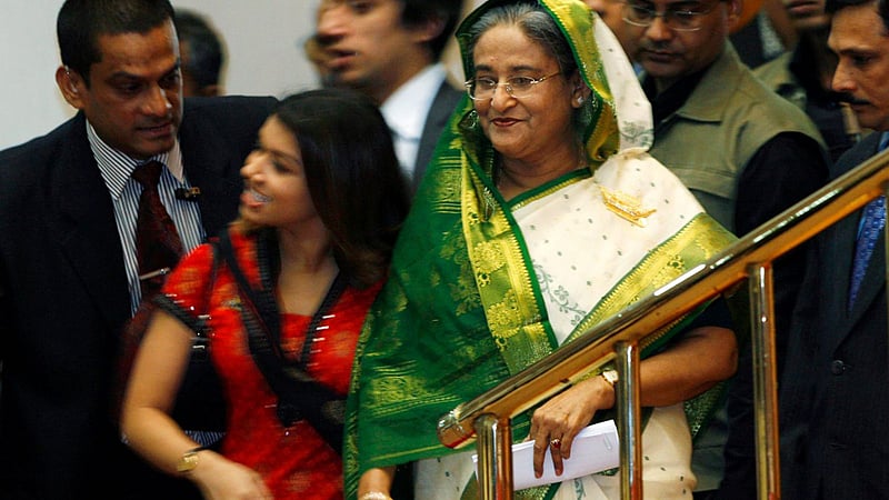 ঢাকায় পালাবদলের ধাক্কায় মন্ত্রিত্ব গেল টিউলিপের