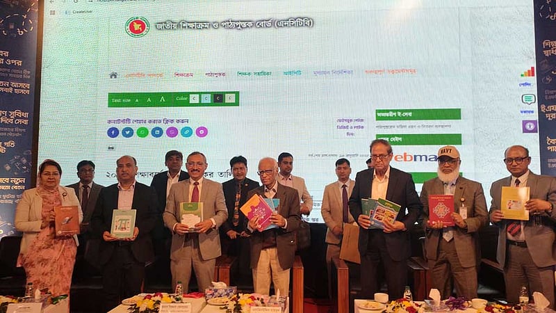 ফের মাধ্যমিকে বিভাগ বিভাজন তুলে দেওয়ার বার্তা দিলেন শিক্ষা উপদেষ্টা