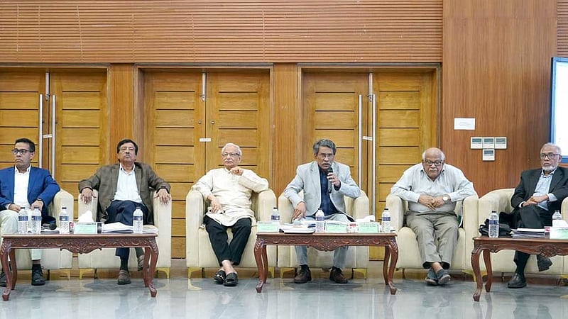 সংস্কার নিয়ে ৫৩ বছরে আলোচনার সুযোগ হয়নি: আলী রীয়াজ