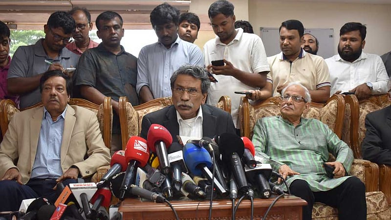 সীমানা নির্ধারণ কমিটিতে ‘একমত’, তত্ত্বাবধায়কে ‘নানা মত’: আলী রীয়াজ
