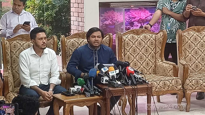 দলের প্রধান, প্রধানমন্ত্রী ও সংসদ প্রধানে ‘আলাদা’ মানুষ চায় এনসিপি