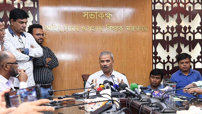 কিছু দিনের মধ্যে নির্বাচনের ঘোষণা শুনবেন: আইন উপদেষ্টা