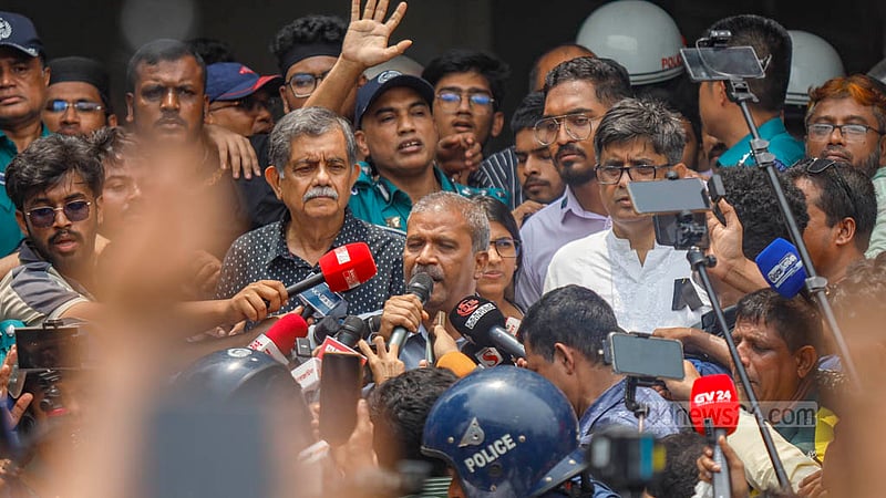 মাইলস্টোন ট্র্যাজেডি ও বেদনা বাণিজ্যের সাংবাদিকতা