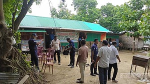 বান্দরবানের রিসোর্টে পর্যটকের ঝুলন্ত লাশ
