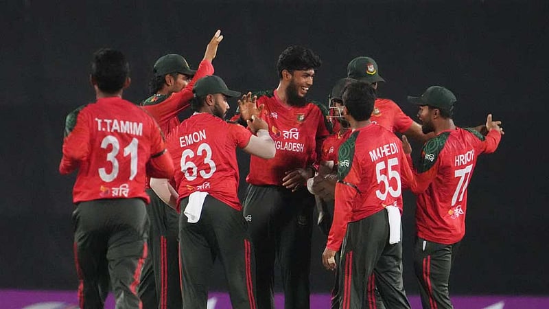 শোকের আঁধারে বাংলাদেশ দলের সিরিজ জয়ের আলো
