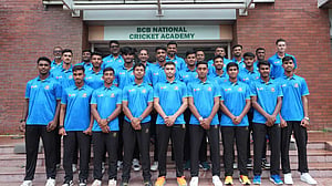 দক্ষিণ আফ্রিকা ও জিম্বাবুয়ে সফরে যুব দলে দুই লেগ স্পিনার