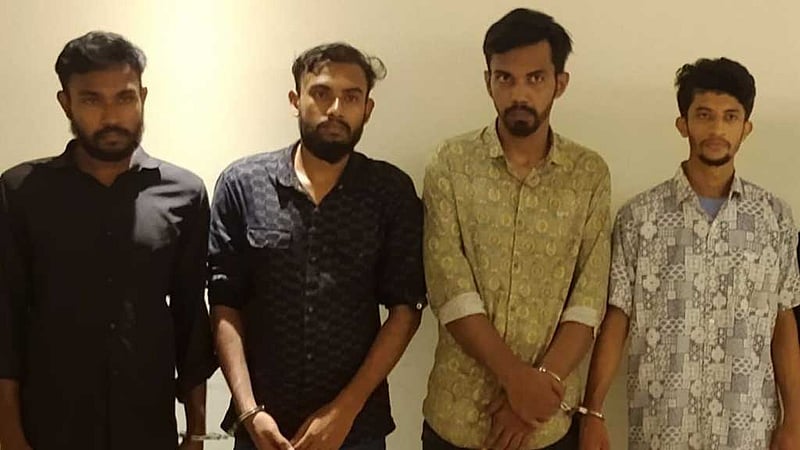 চাঁদাবাজির মামলা: বৈষম্যবিরোধী নেতাসহ চারজনকে ১০ দিন রিমান্ডে চায় পুলিশ
