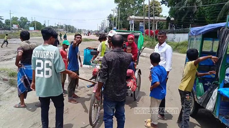 ব্রাহ্মণবাড়িয়ায় অনির্দিষ্টকালের অটোরিকশা ধর্মঘট, যাত্রীদের দুর্ভোগ