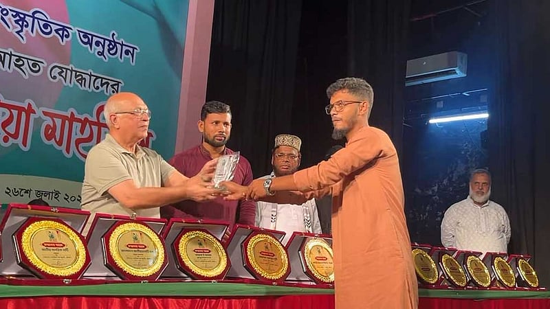 জুলাই আন্দোলনে আহতরা দেশের ‘গণতান্ত্রিক ইতিহাসের অংশ’: ফারুক ই আজম