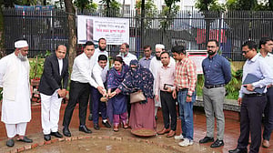 চট্টগ্রামে ‘শহীদ স্মৃতিস্তম্ভের’ ভিত্তি স্থাপন