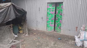কুমিল্লায় মা ও ছেলেমেয়েকে হত্যা: বাড়ি ফেরেনি বোরহান, পুলিশ বলছে ঢাকায়