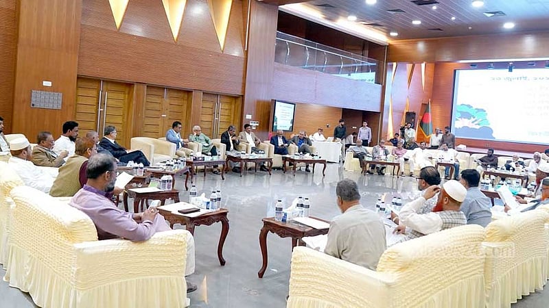মাইলস্টোনের প্রতিবাদে ‘হামলা’: ঐকমত্যের বৈঠক থেকে তিন দলের ‘ওয়াকআউট’