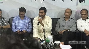 স্থানীয় ভোট নিয়ে সরকারের ওপর ‘আস্থা না রাখা’ দুঃখজনক: নুর