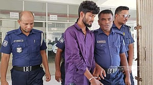 মুরাদনগরে ‘ধর্ষণ’: ভিডিও ছড়ানোর মামলায় শাহ পরাণ কারাগারে