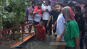 নালায় পড়ে মৃত্যু: মা ও তার কর্মস্থলের ‘গাফিলতি’ দেখছে তদন্ত কমিটি