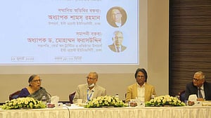 বাংলা সাহিত্যের অনুবাদ প্রসারে প্রাতিষ্ঠানিক উদ্যোগ বাড়ানোর তাগিদ
