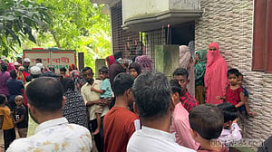 মাইলস্টোন ট্র্যাজেডি: পুড়ে যাওয়া মুখের অংশ দেখে রাইসাকে চেনেন বাবা