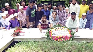 হ‌ুমায়ূন আহমেদের বই ‘পেঙ্গুইন’ প্রকাশ করবে, চুক্তি হয়েছে: শাওন