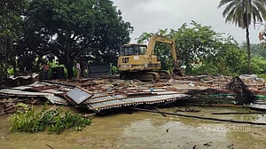 পূর্বাচলে ১৫৫ অবৈধ স্থাপনা উচ্ছেদ, সাড়ে চার একর জমি উদ্ধার