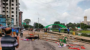গোপালগঞ্জে সহিংসতা: এবার সড়কে প্রতিবন্ধকতার মামলা, আসামি ৪৭৭