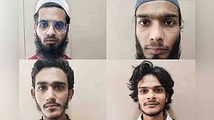 ভারতে আল-কায়েদার ৪ সদস্য গ্রেপ্তার, ফোনে ‘অটো-ডিলিট অ্যাপ’