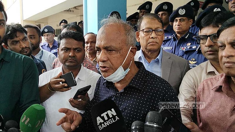 হত্যা-জখম: ‘অ্যাকশনতো’ হচ্ছে ‘সঙ্গে সঙ্গে’, বললেন স্বরাষ্ট্র উপদেষ্টা