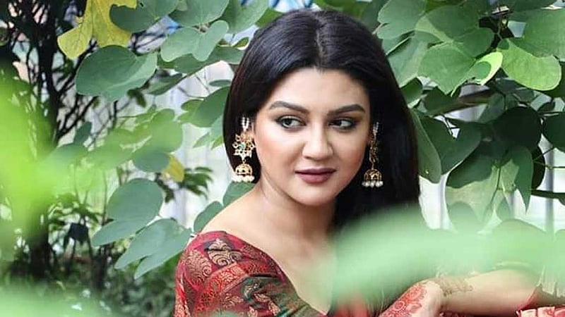 জন্মদিনে জয়া এই প্রথম কলকাতায়, কেক কেটে খেলেন পায়েস