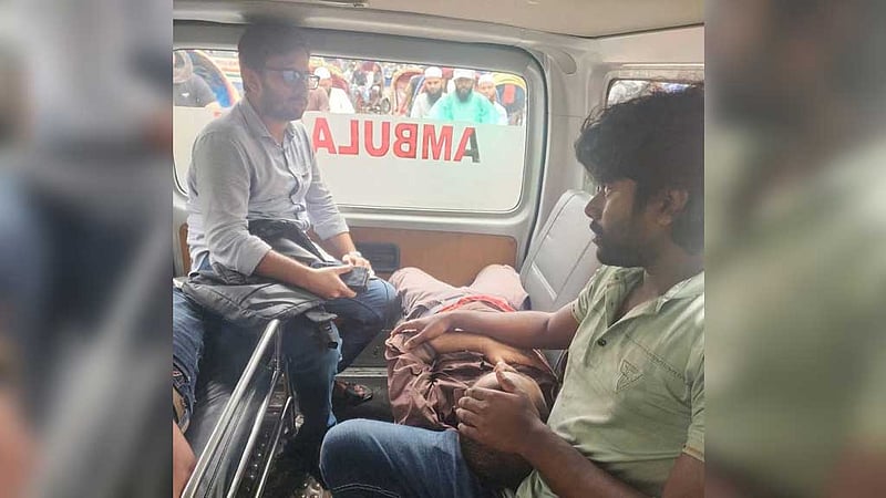 জগন্নাথে সহকারী প্রক্টর ও ছাত্র সংসদ নেতাদের ছাত্রদলের মারধরের অভিযোগ