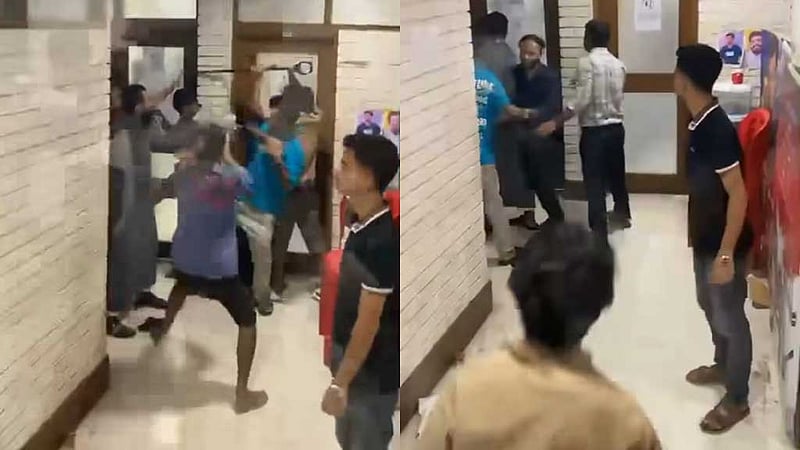 জুলাই ফাউন্ডেশনের কার্যালয়ে আহতদের হামলা
