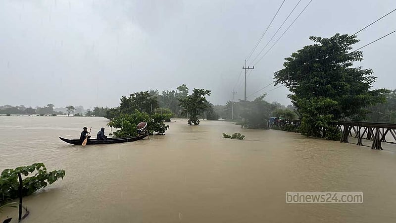 ভারি বর্ষণে লংগদু বিচ্ছিন্ন, মেরুংয়ে আশ্রয়কেন্দ্রে মানুষ
