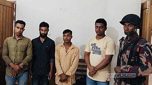 খাগড়াছড়িতে ‘বিরল’ প্রজাতির তক্ষক পাচারকালে আটক ৪