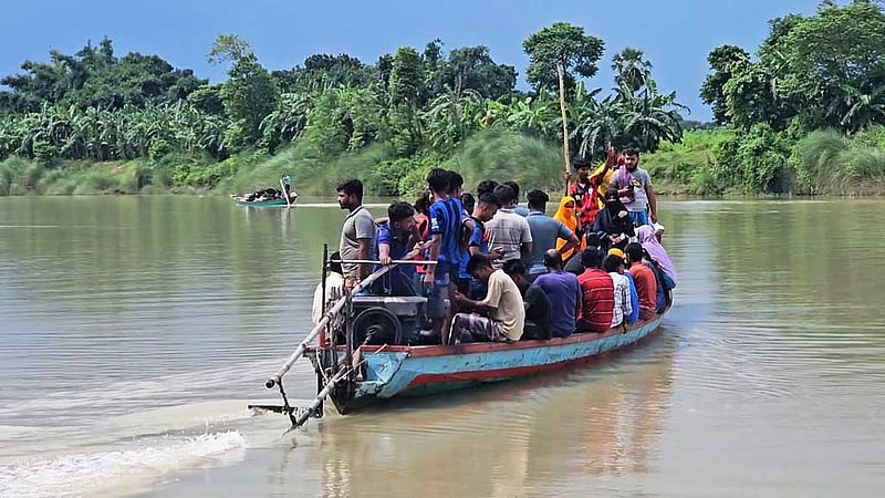 কিশোরগঞ্জে নৌকা ডুবিতে কলেজ ছাত্রীর মৃত্যু, ছোট বোন নিখোঁজ