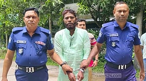 পাটগ্রাম থানায় হামলা: বিএনপির দুই নেতা বহিষ্কার, গ্রেপ্তার ৯