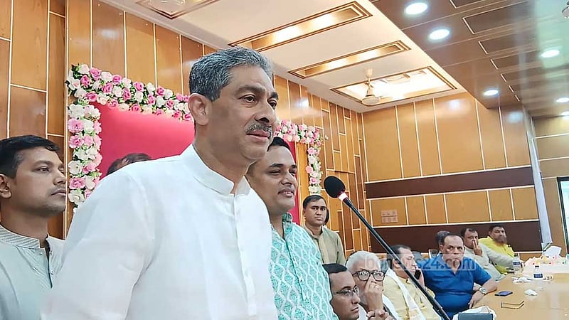 রাজনৈতিক দলের নেতাদের হিসাব-নিকাশ করে কথা বলা উচিত: এ্যানি