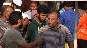 কলকাতার উৎসবে দেশের ‘মাস্তুল’