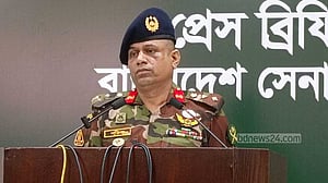 গোপালগঞ্জে ‘বলপ্রয়োগ’ হলেও প্রাণঘাতী অস্ত্র ব্যবহার হয়নি: সেনা সদর