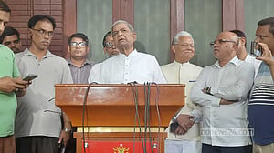 সাবেক প্রধান বিচারপতি খায়রুল হকের দৃষ্টান্তমূলক শাস্তি হওয়া উচিত: ফখরুল