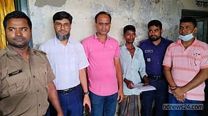 ময়মনসিংহে ট্রেনের ৮ টিকিটসহ ‘কালোবাজারি’ আটক