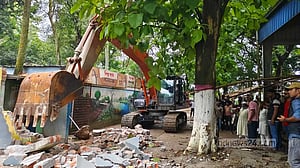 আওয়ামী লীগ নেতার সেই ‘মিনি চিড়িয়াখানা’ উচ্ছেদ, হবে ‘কিডস জোন’
