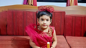বাড়ির ছাদে গুলিতে শিশু রিয়া গোপের মৃত্যুর ১১ মাস পর মামলা