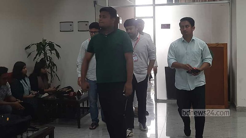 সিইসির সঙ্গে বৈঠকে এনসিপি প্রতিনিধি দল