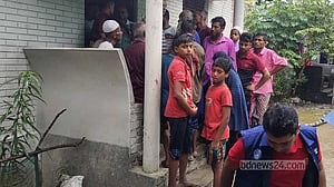 পিরোজপুরে ঘর থেকে বৃদ্ধার গলা কাটা লাশ উদ্ধার